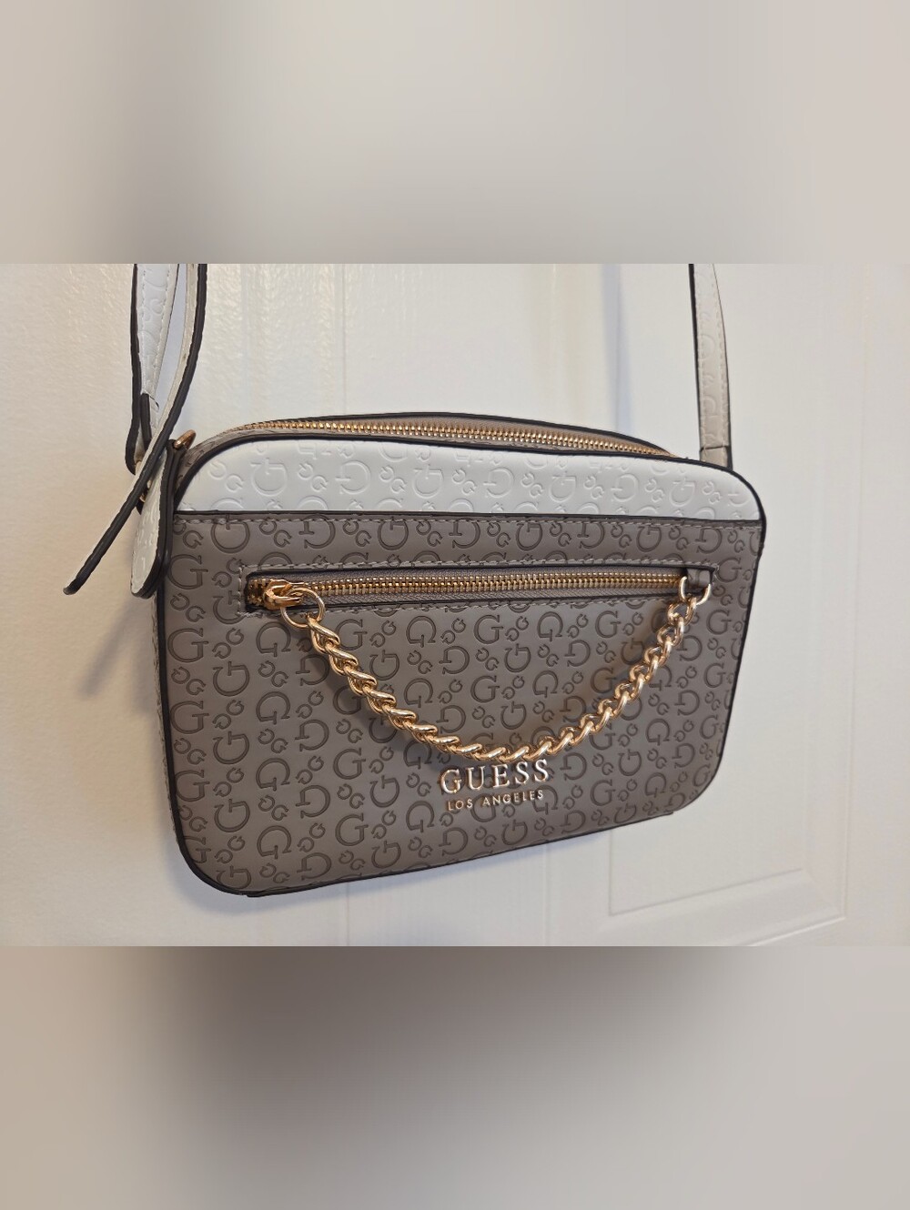 GUESS Taupe and White Chain-Accent Bag